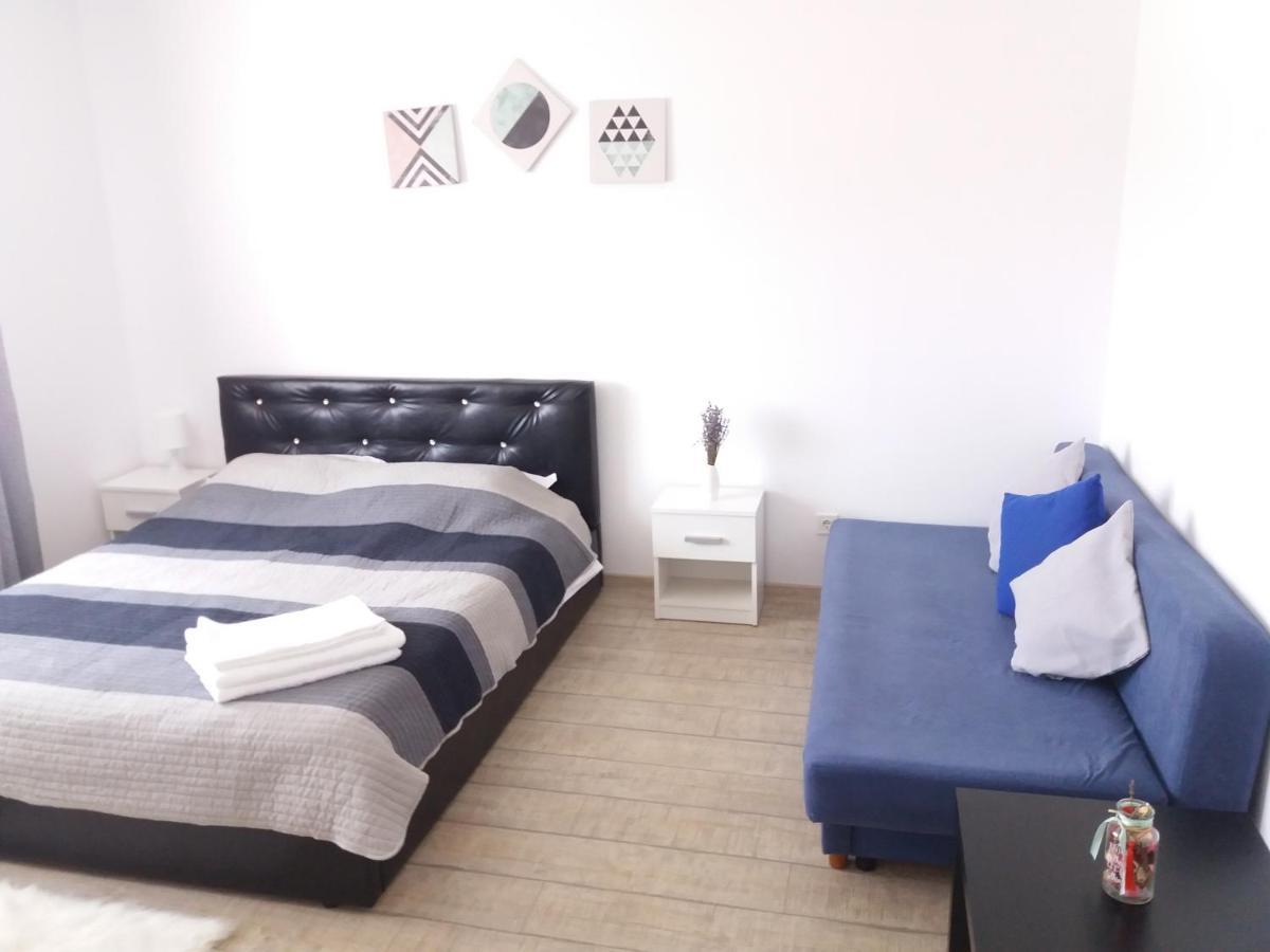 Cazare Apartament Rasnov Apartment Exterior photo