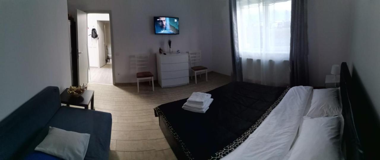 Cazare Apartament Rasnov Apartment Exterior photo